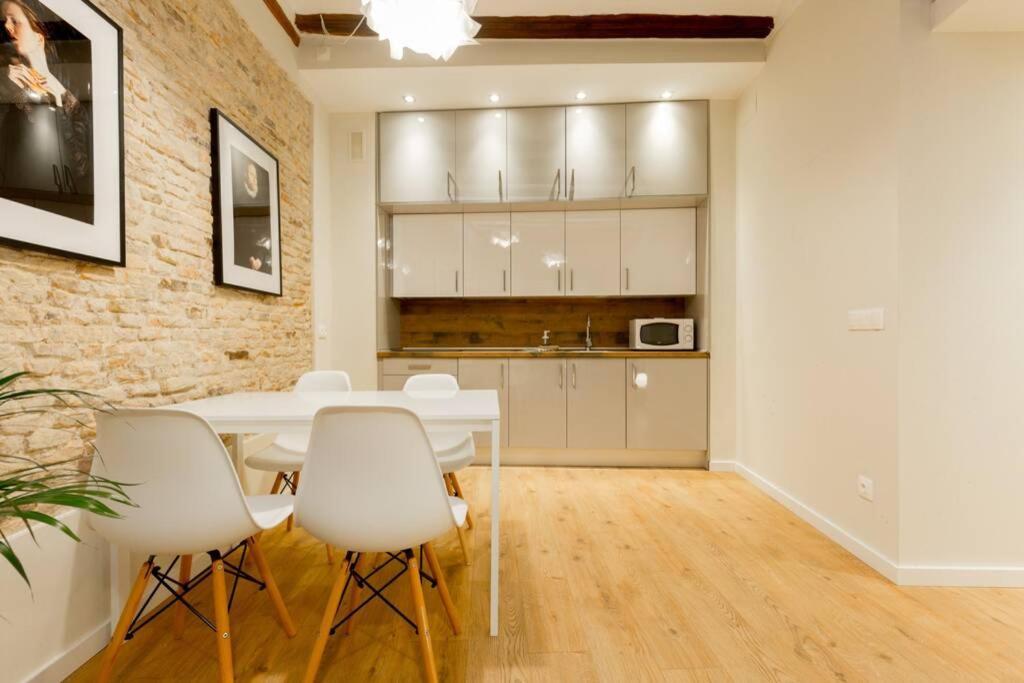 Ca1 - Apartamento Centrico De 1 Dormitorio Con Opcion De Garaje Zaragoza Luaran gambar