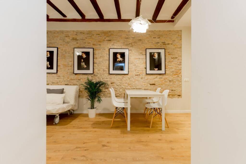 Ca1 - Apartamento Centrico De 1 Dormitorio Con Opcion De Garaje Zaragoza Luaran gambar